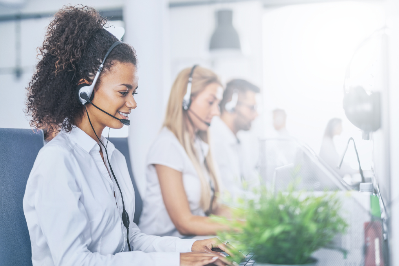 five9 alternatives Blog 1 - representantes do contact center